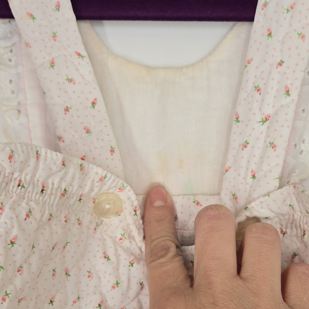 VTG Tiny Tots Baby Girl 12 months Quilted overalls Pink Floral Carrot Romper 90s - Picture 7 of 17